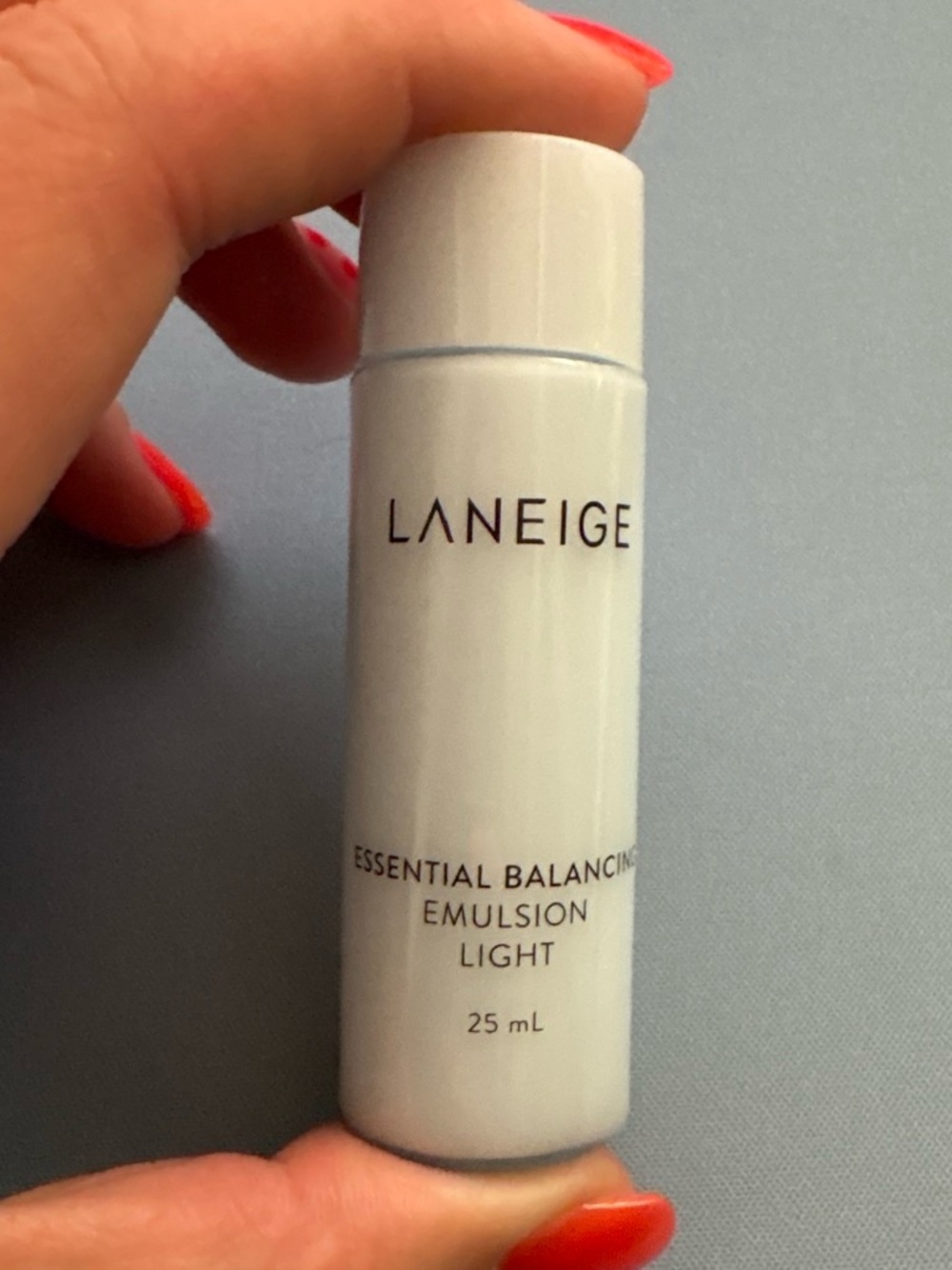 LANEIGE White Essential Balancing Emulsion Light Travel Bottle